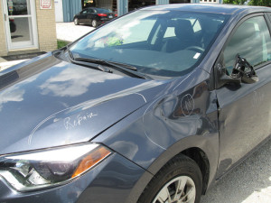 2015ToyotaCorolla_DarkGrey_Before3